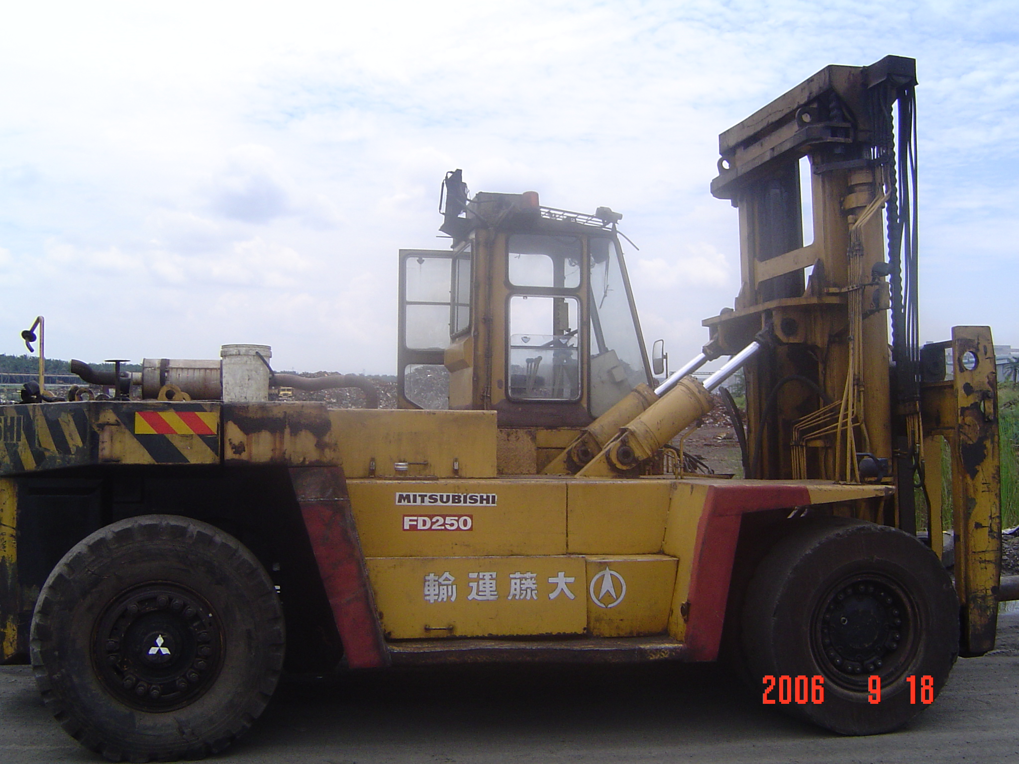 Forklift Mitsubishi FD250